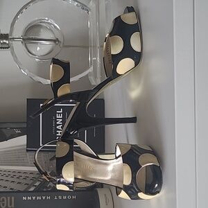 VALENTINO GARAVANI Sandals